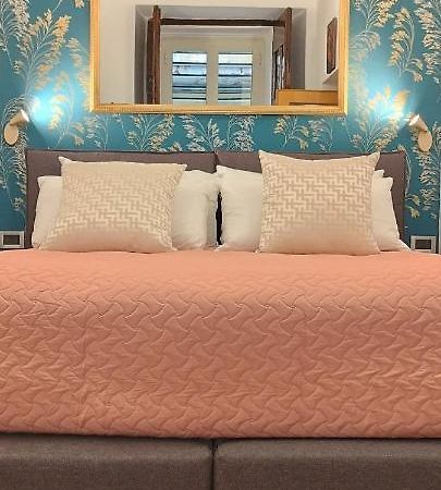 Civico 18 Suite Napoli Ngoại thất bức ảnh