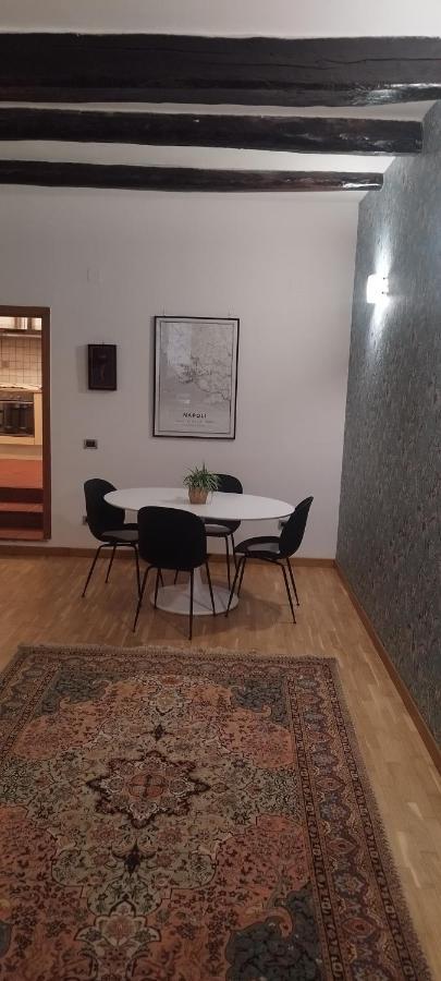 Civico 18 Suite Napoli Ngoại thất bức ảnh